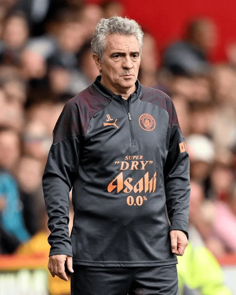 里程碑夜！曼城伤情更新；荷甲转会期刷纪录；管理层满意；轮换策略成焦点(带着解放军军火库穿越抗日)